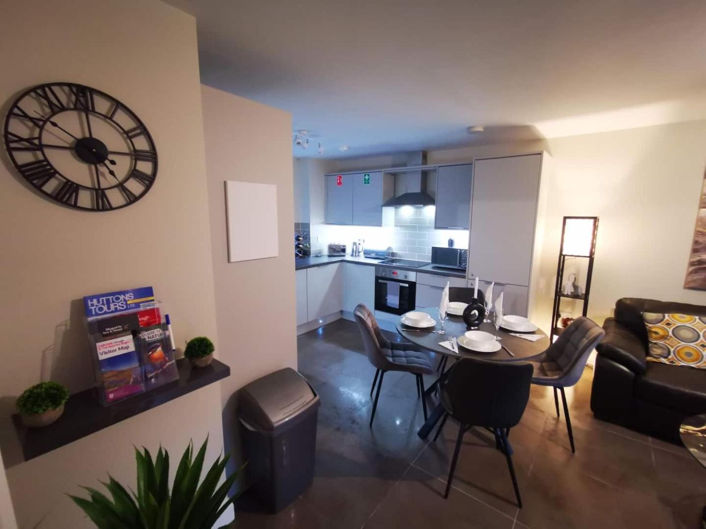 Belfast Central 2 Bedroom Luxurious Modern Stay Εξωτερικό φωτογραφία