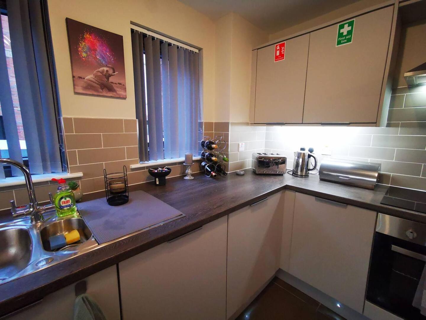 Belfast Central 2 Bedroom Luxurious Modern Stay Εξωτερικό φωτογραφία