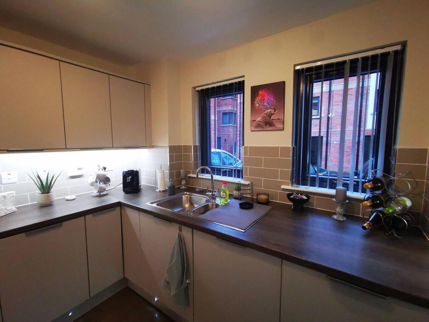 Belfast Central 2 Bedroom Luxurious Modern Stay Εξωτερικό φωτογραφία
