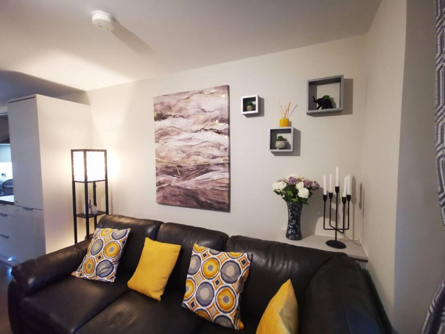 Belfast Central 2 Bedroom Luxurious Modern Stay Εξωτερικό φωτογραφία